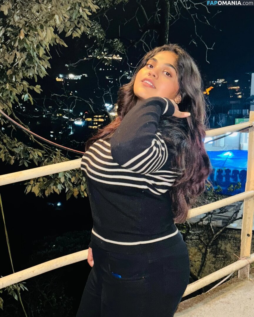 ayushi bhardwaj / ayushi_bhardwajj Обнажённый OnlyFans  Утёкшее фото #8