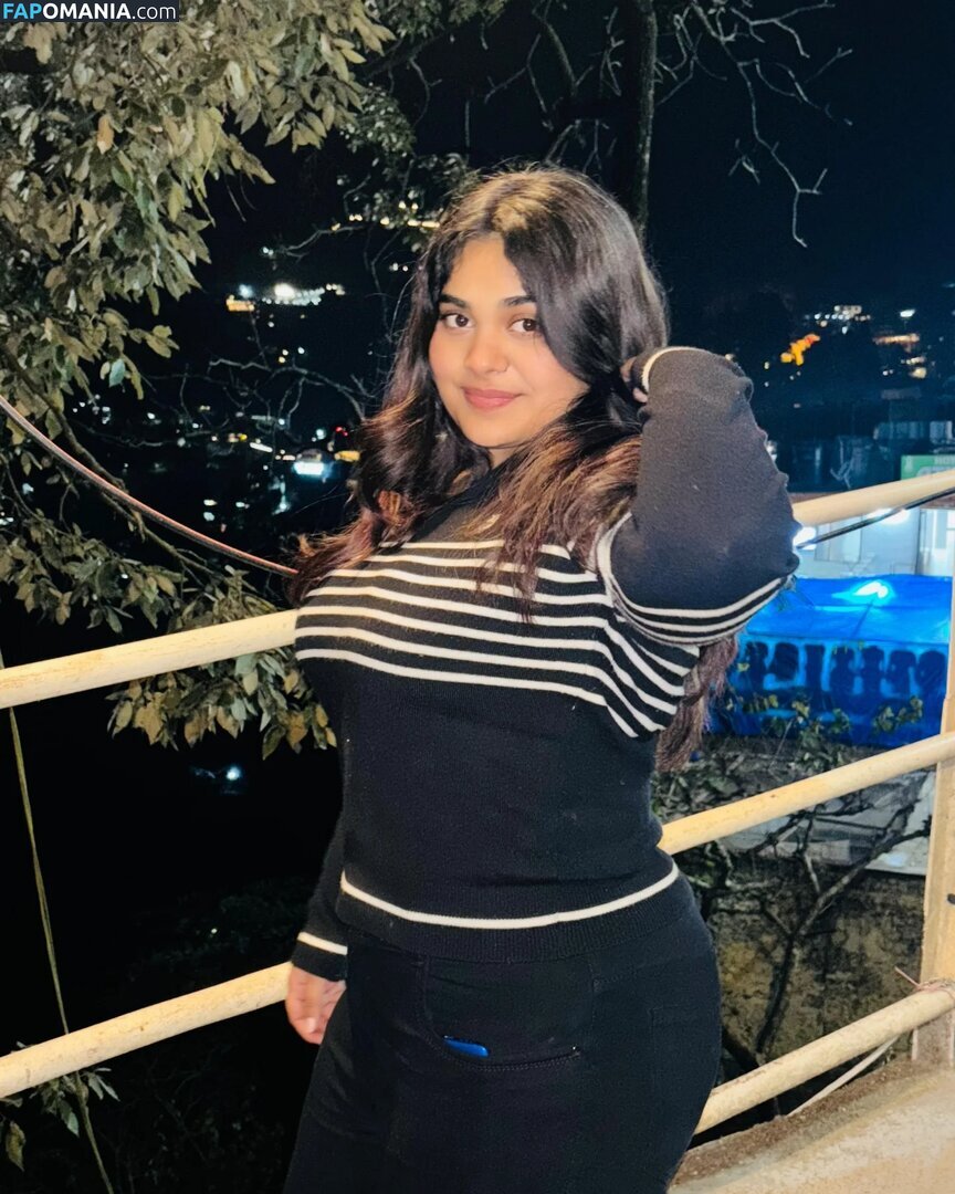 ayushi bhardwaj / ayushi_bhardwajj Обнажённый OnlyFans  Утёкшее фото #13