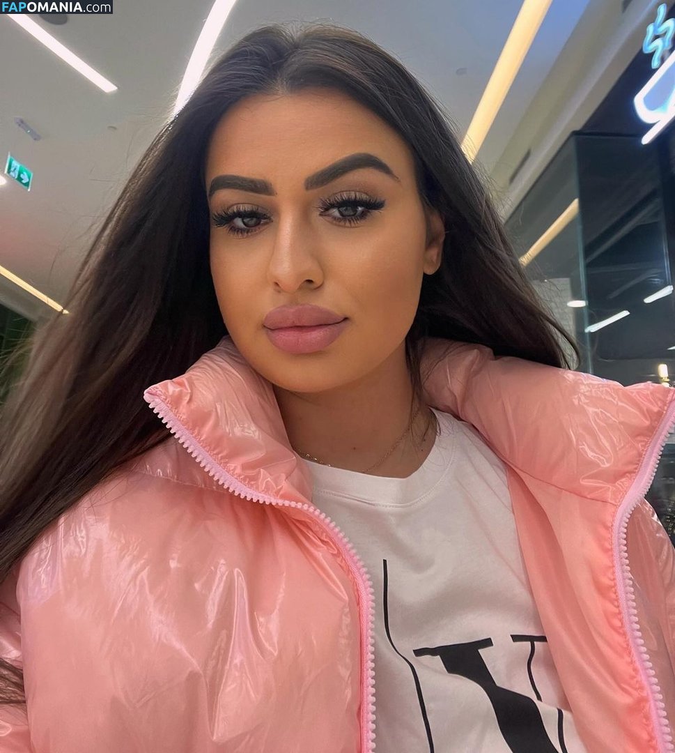 _b_miruna / k.miruu Обнажённый OnlyFans  Утёкшее фото #4