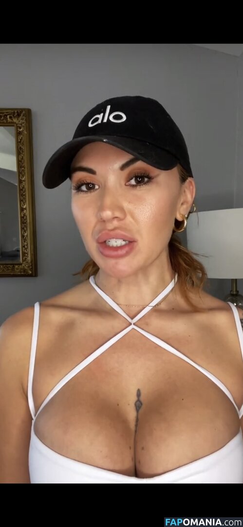 B00bs.and.bets Обнажённый OnlyFans  Утёкшее фото #1