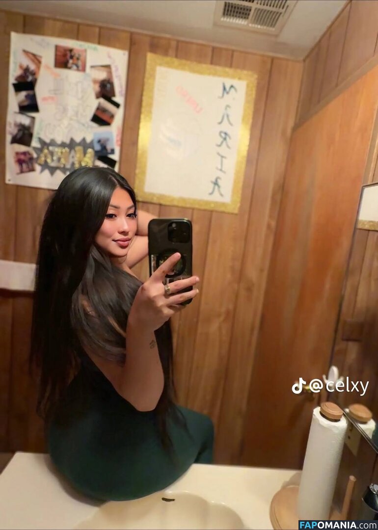 Babygirlcelxy / babygirlcelinee / babygirlcelinee... / santos.jeacel Обнажённый OnlyFans  Утёкшее фото #2