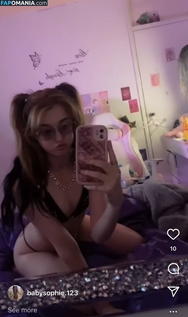 Babysophie.123 Обнажённый OnlyFans  Утёкшее фото #1