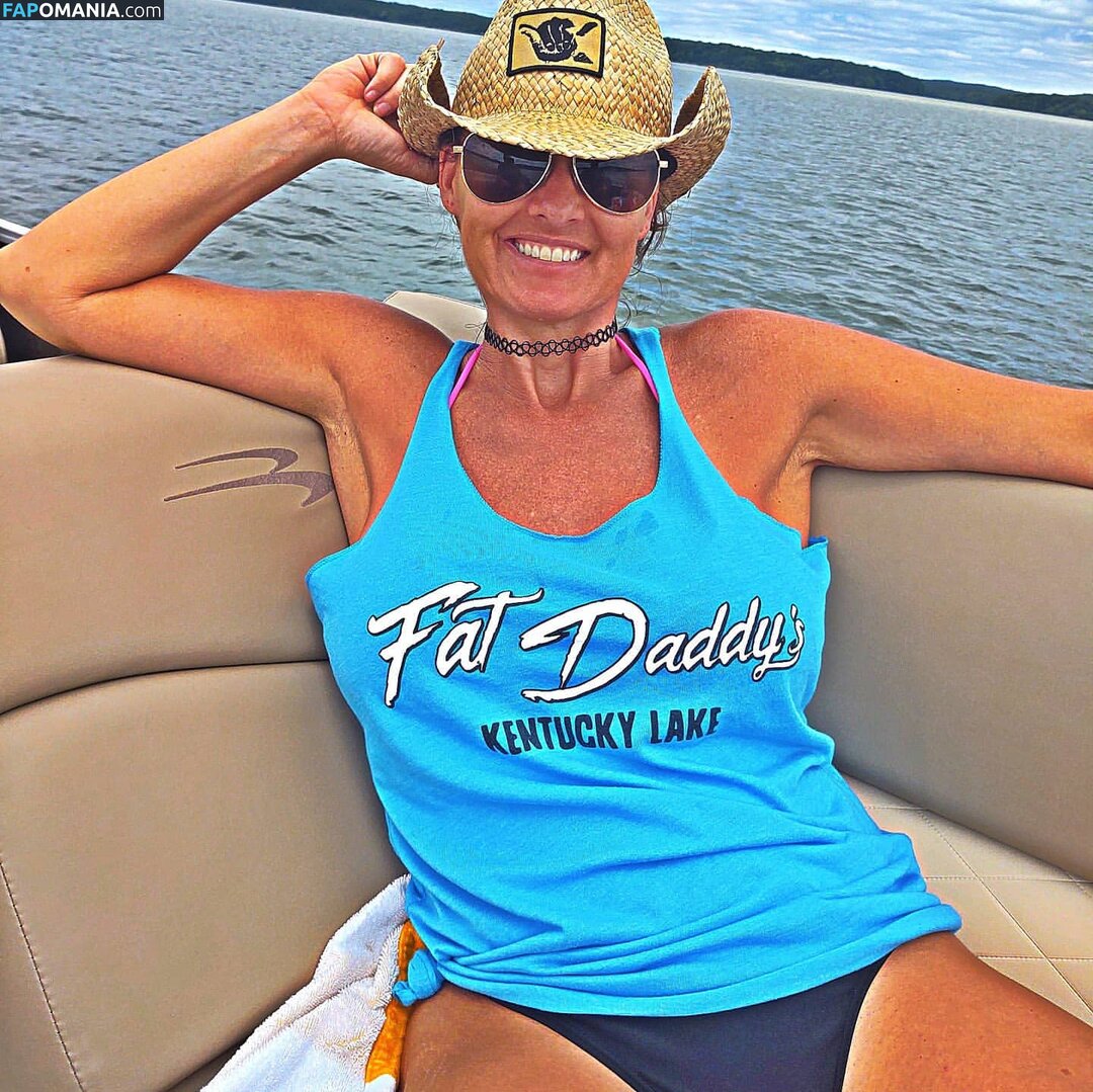 Baddie2thebone / bad2theboone / fit_lake_momma Обнажённый OnlyFans  Утёкшее фото #1