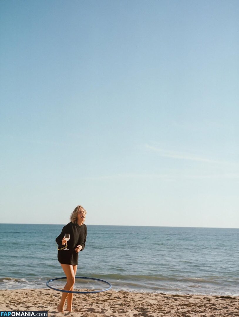 Bailee Madison / baileemadison / bailey_madis0n Обнажённый OnlyFans  Утёкшее фото #3