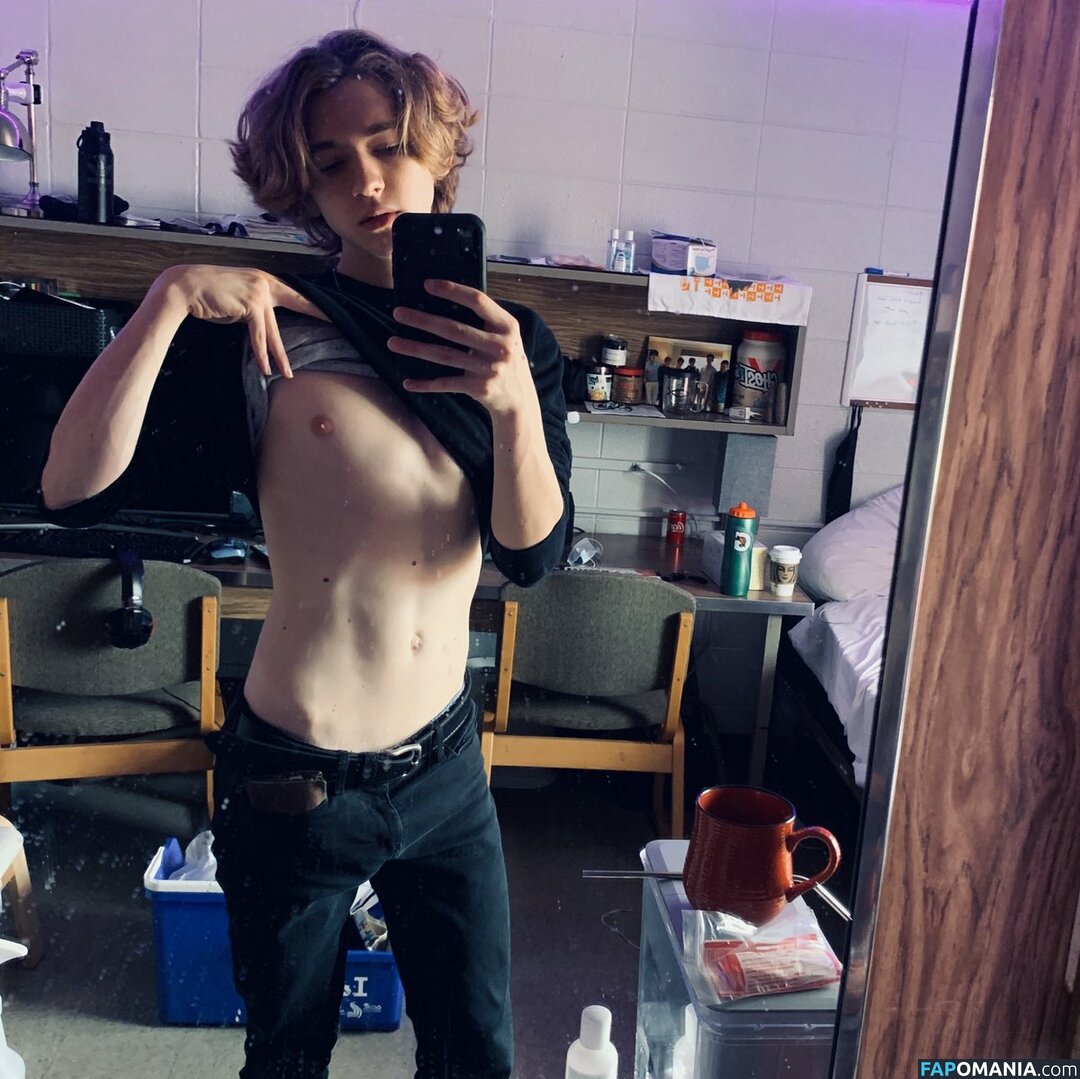 Bailey / Kweenbailey23 / Newposter2 / bombshellbailey / postliticalbling Обнажённый OnlyFans  Утёкшее фото #63