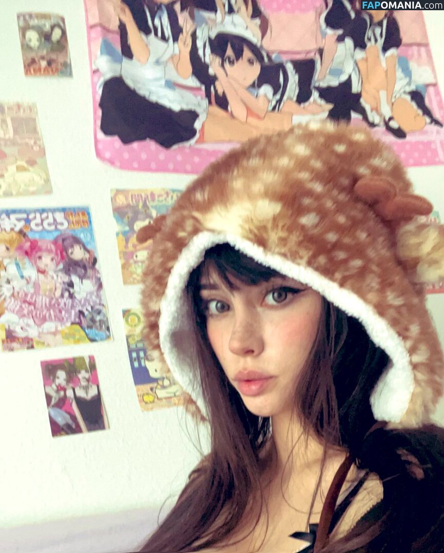 Bambisawa Обнажённый OnlyFans  Утёкшее фото #2