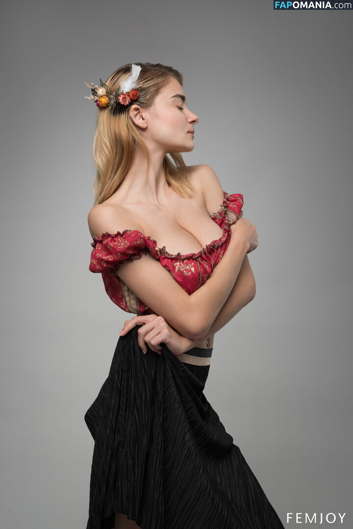 Bambi / Maria Țipordei / MariaTipordei / bamby_m / maria.tipordei Обнажённый OnlyFans  Утёкшее фото #151