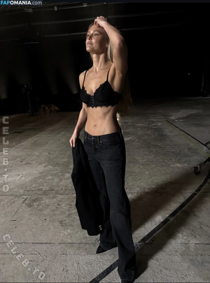 Bar Refaeli / bar.refaeli / barrefaeli / https: Обнажённый OnlyFans  Утёкшее фото #240