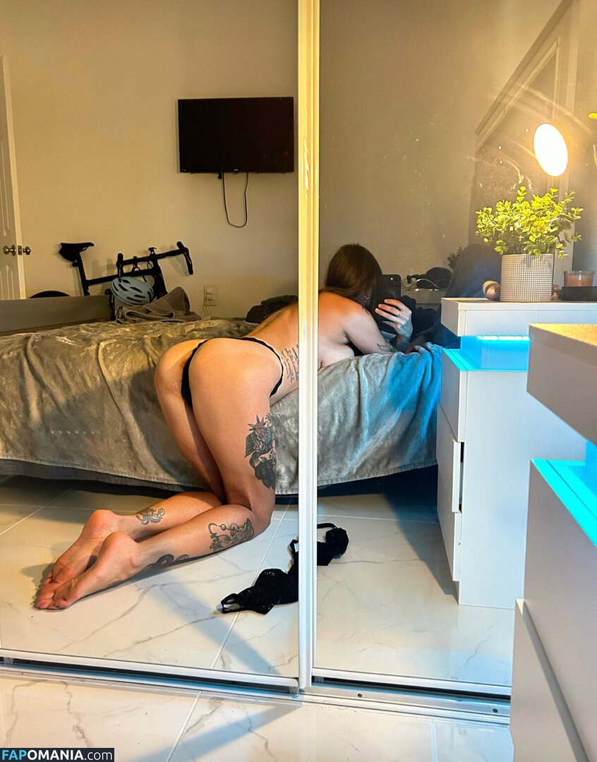 bea_m / beatrice.morel Обнажённый OnlyFans  Утёкшее фото #3