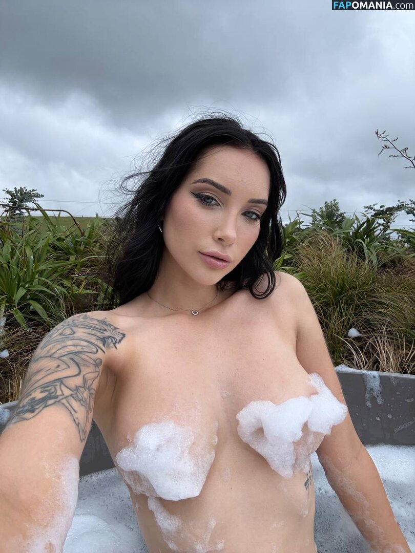 Beke Cosplay / bekejacoba Обнажённый OnlyFans  Утёкшее фото #2