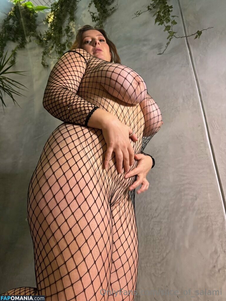 Bel Larcombe / Slice_of_salami_ / Bel Larcombe slice_of_salami_ / bel_larcombe_ Обнажённый OnlyFans  Утёкшее фото #293