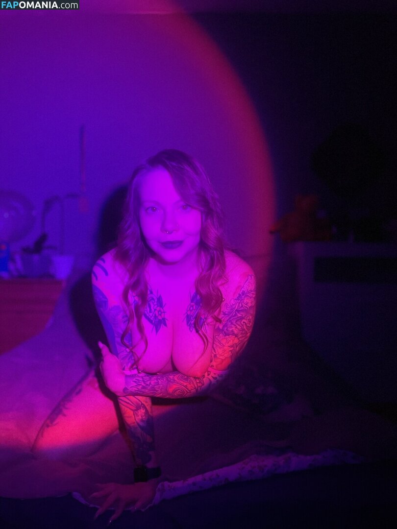 belaya_devushka / зато красивая Обнажённый OnlyFans  Утёкшее фото #2