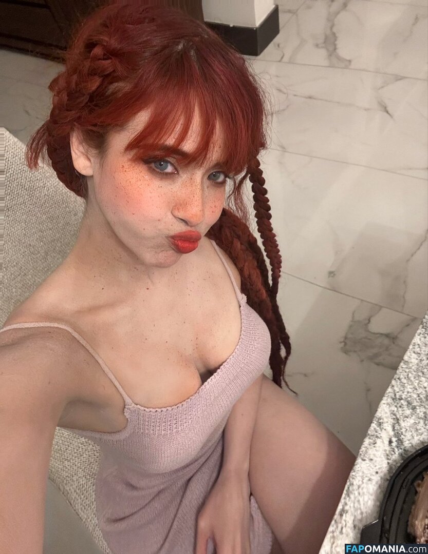 Bella Dueñas Обнажённый OnlyFans  Утёкшее фото #2