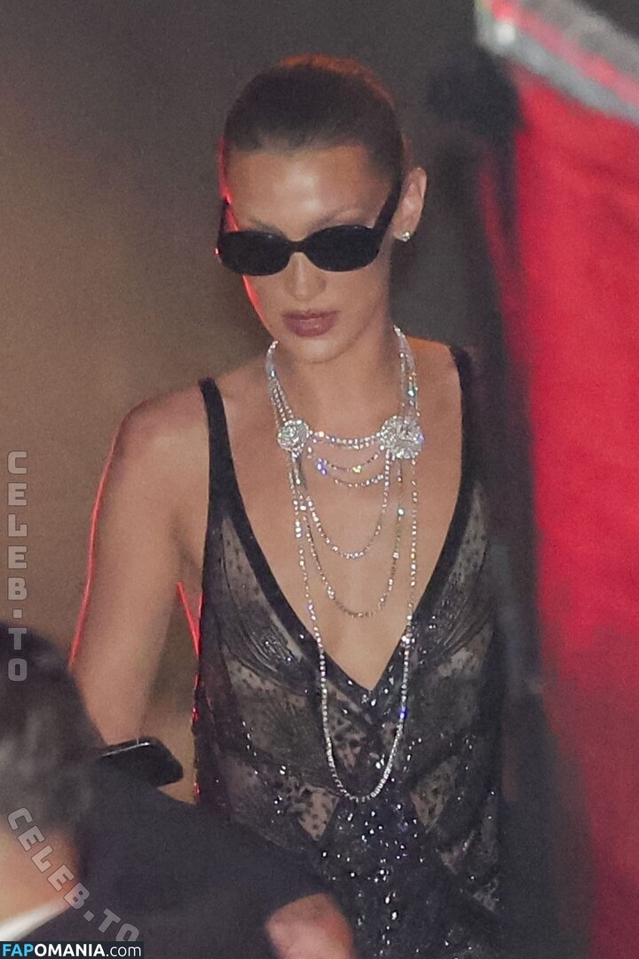Bella Hadid / OfficialBellaHadid / bellahadid Обнажённый OnlyFans  Утёкшее фото #864