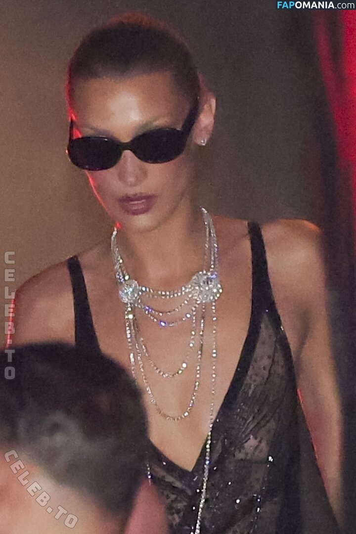 Bella Hadid / OfficialBellaHadid / bellahadid Обнажённый OnlyFans  Утёкшее фото #869