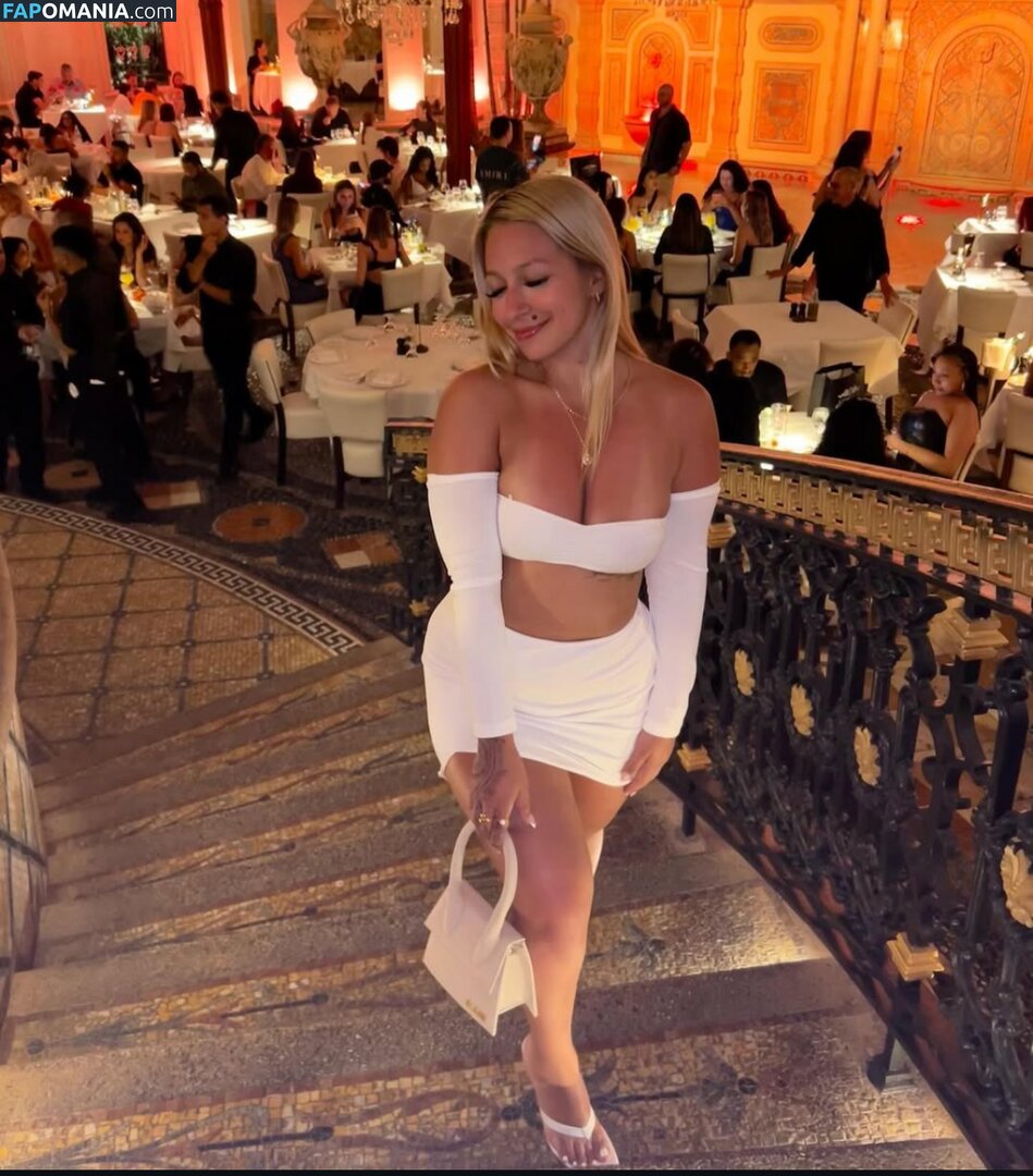 Bella.Thiccc Обнажённый OnlyFans  Утёкшее фото #3