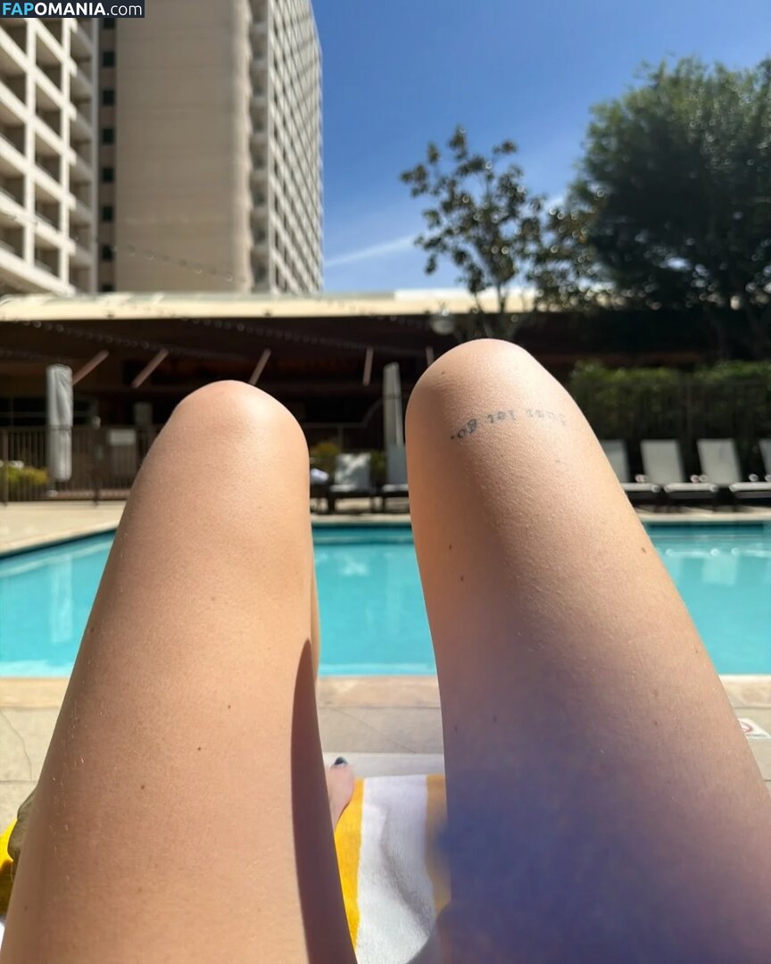 Bella Thorne / bellathorne Обнажённый OnlyFans  Утёкшее фото #2