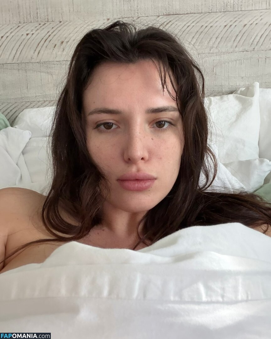 Bella Thorne / bellathorne Обнажённый OnlyFans  Утёкшее фото #5