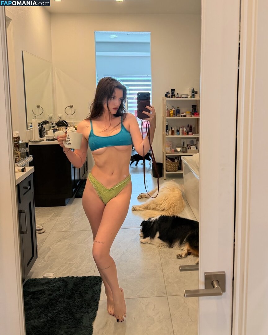 Bella Thorne / bellathorne Обнажённый OnlyFans  Утёкшее фото #6