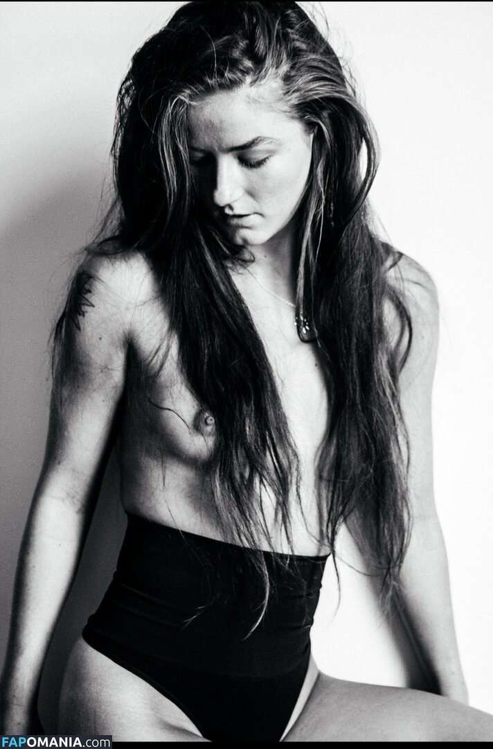 Below Deck Обнажённый OnlyFans  Утёкшее фото #2