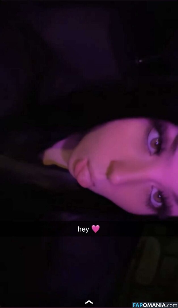 Beth Jones / _bethj05 / bethj0705 / https: Обнажённый OnlyFans  Утёкшее фото #2