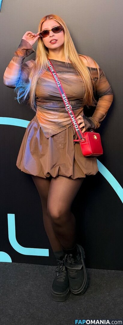 Bianca Alencar / Dubladora / Voice actress / biancaalencarof / biancaalencaroficial Обнажённый OnlyFans  Утёкшее фото #19