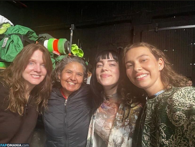 Billie Eilish / Fake / billeeilish / billieeilish Обнажённый OnlyFans  Утёкшее фото #383