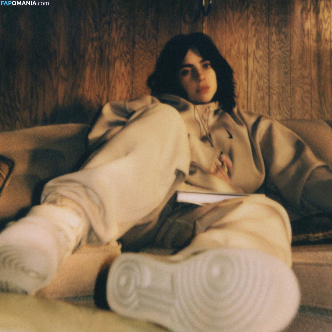 Billie Eilish / Fake / billeeilish / billieeilish Обнажённый OnlyFans  Утёкшее фото #990