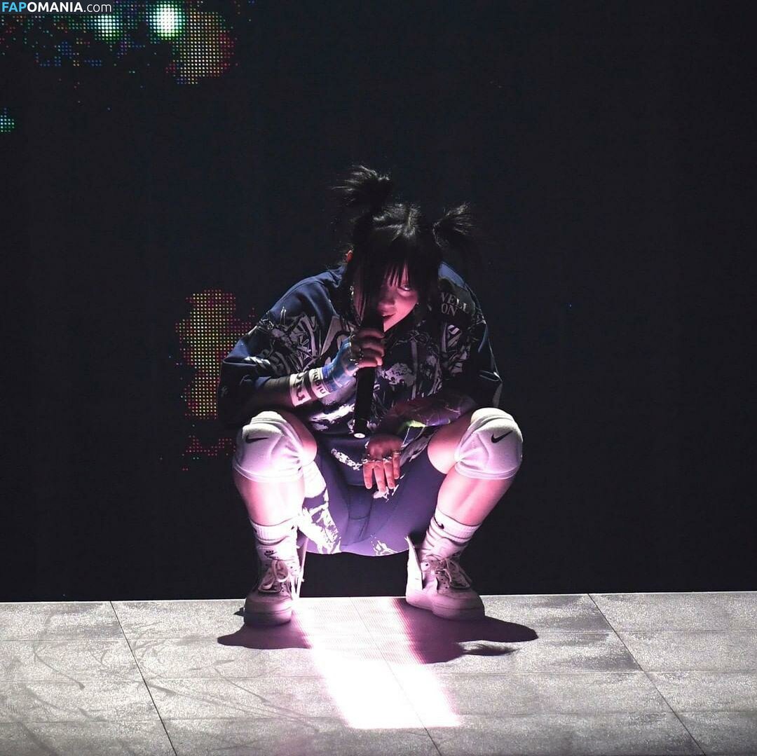 Billie Eilish / Fake / billeeilish / billieeilish Обнажённый OnlyFans  Утёкшее фото #1003