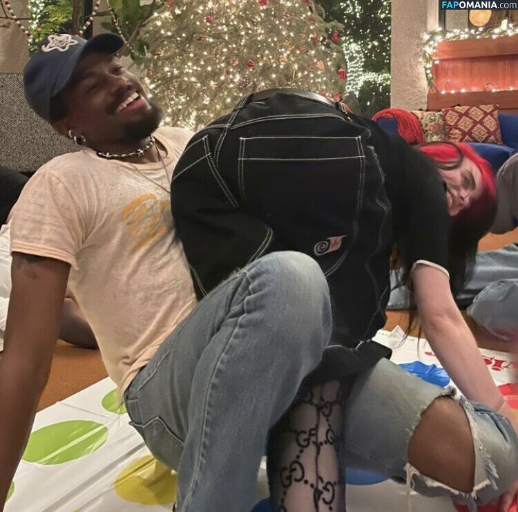 Billie Eilish / Fake / billeeilish / billieeilish Обнажённый OnlyFans  Утёкшее фото #1083