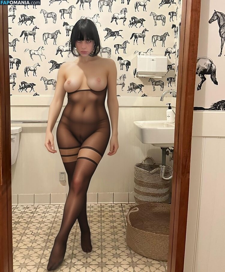 Billie Eilish / Fake / billeeilish / billieeilish Обнажённый OnlyFans  Утёкшее фото #1198