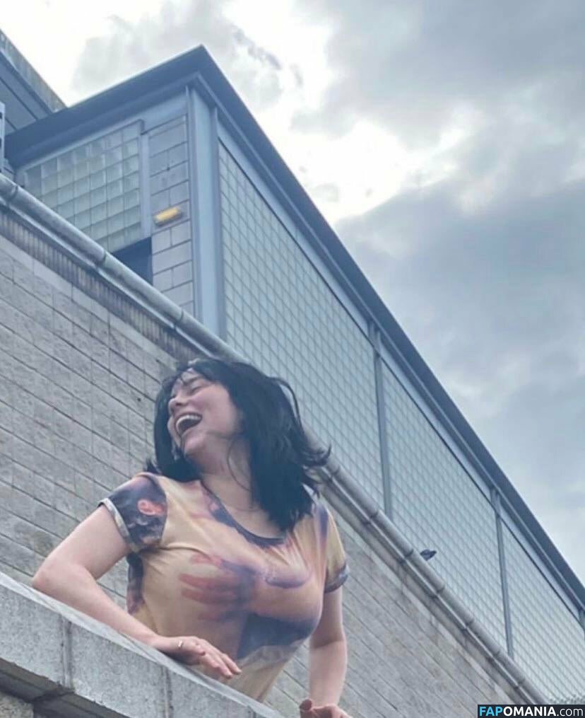 Billie Eilish / Fake / billeeilish / billieeilish Обнажённый OnlyFans  Утёкшее фото #1289