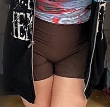 Billie Eilish / Fake / billeeilish / billieeilish Обнажённый OnlyFans  Утёкшее фото #2150