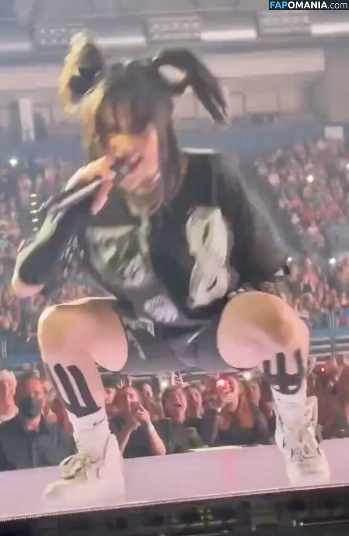 Billie Eilish / Fake / billeeilish / billieeilish Обнажённый OnlyFans  Утёкшее фото #2203