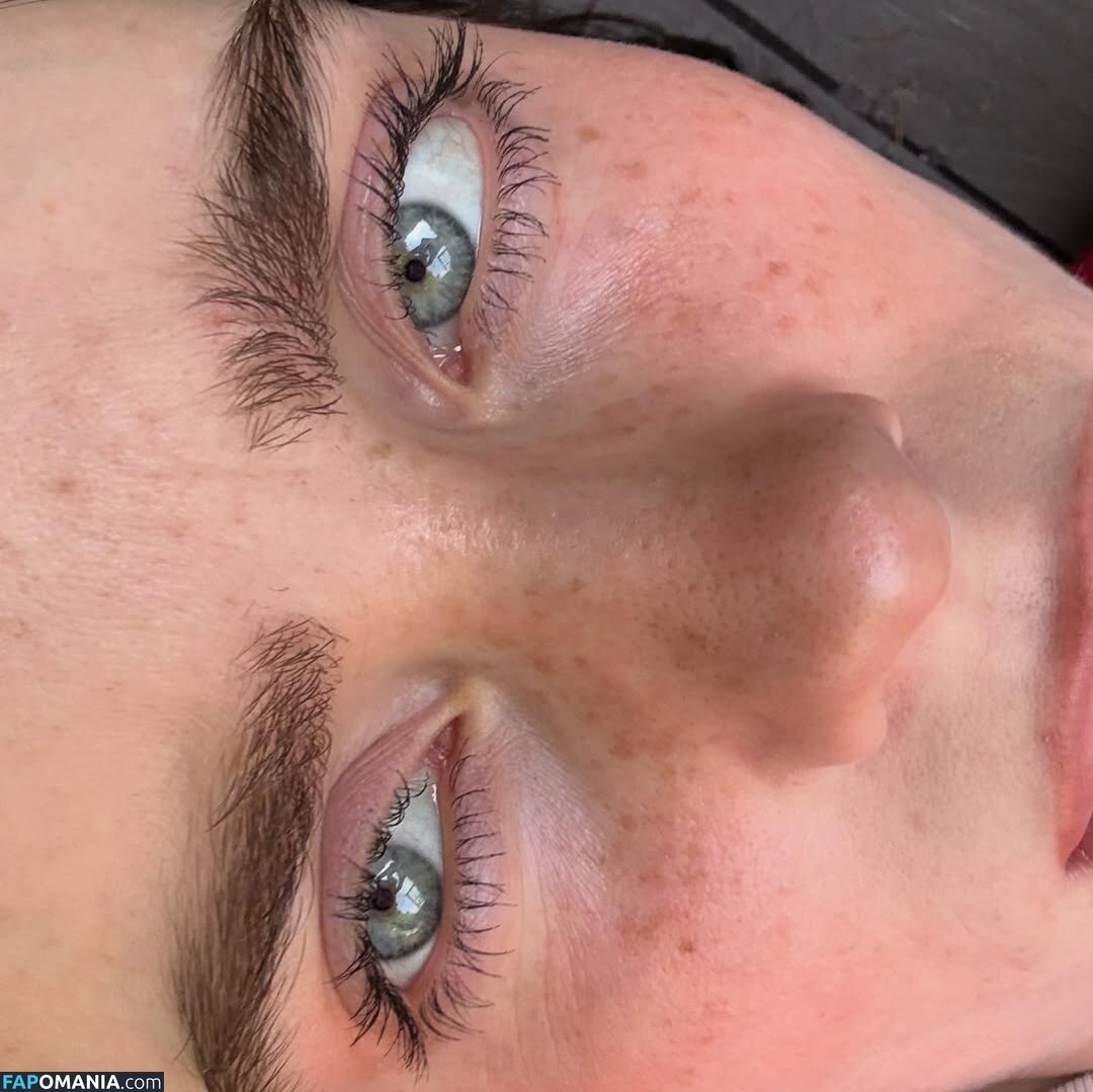 Billie Eilish / Fake / billeeilish / billieeilish Обнажённый OnlyFans  Утёкшее фото #2233