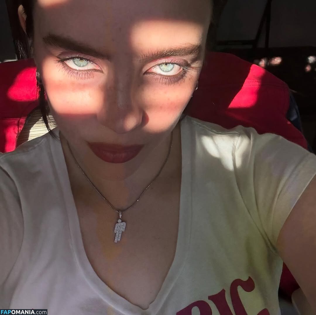Billie Eilish / Fake / billeeilish / billieeilish Обнажённый OnlyFans  Утёкшее фото #2238