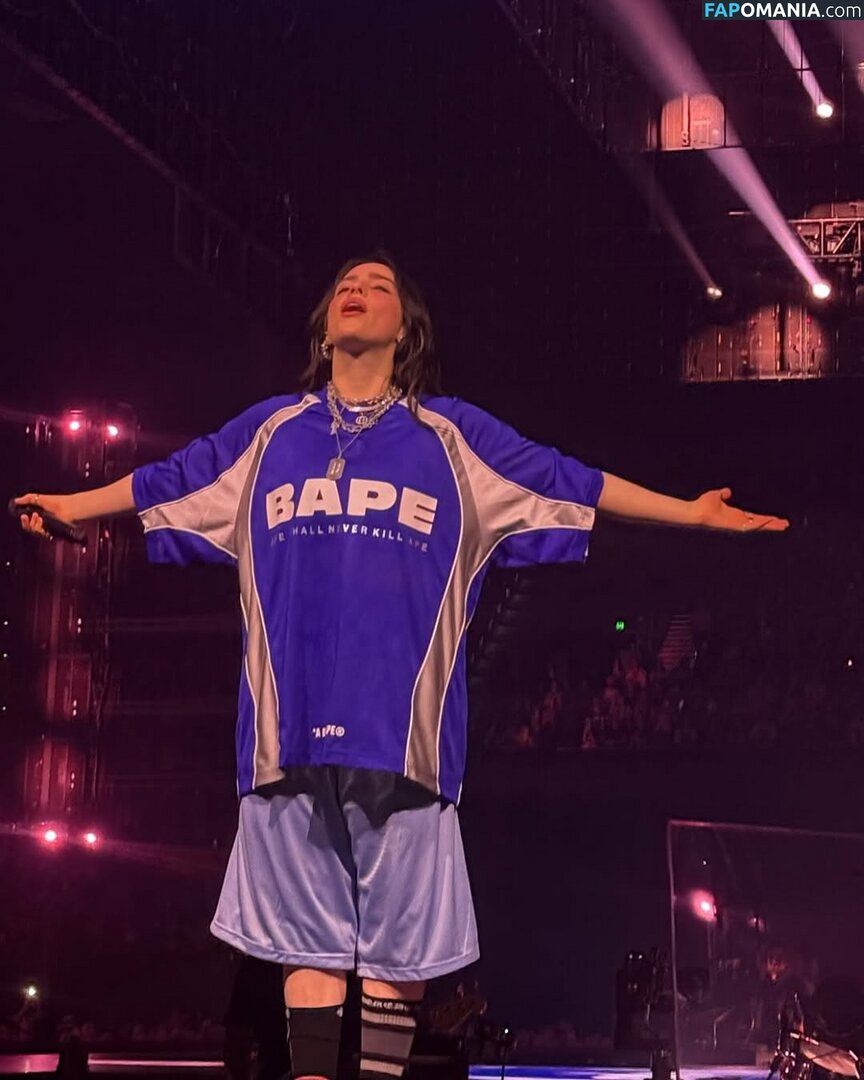 Billie Eilish / Fake / billeeilish / billieeilish Обнажённый OnlyFans  Утёкшее фото #2260