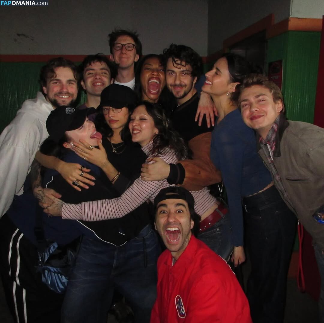 Billie Eilish / Fake / billeeilish / billieeilish Обнажённый OnlyFans  Утёкшее фото #2266