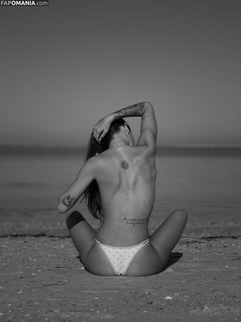 Bitty_01 Обнажённый OnlyFans  Утёкшее фото #4