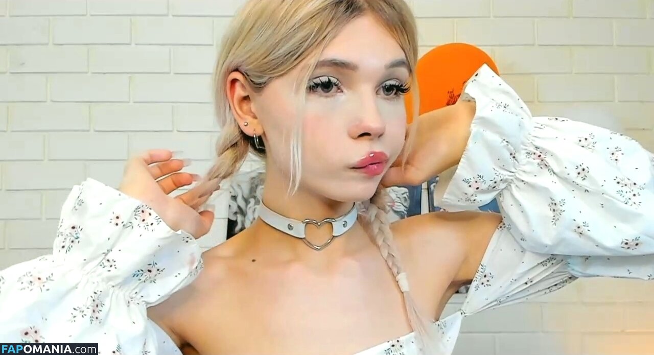 Blondy_fina / blondy_curvy2595 Обнажённый OnlyFans  Утёкшее фото #3
