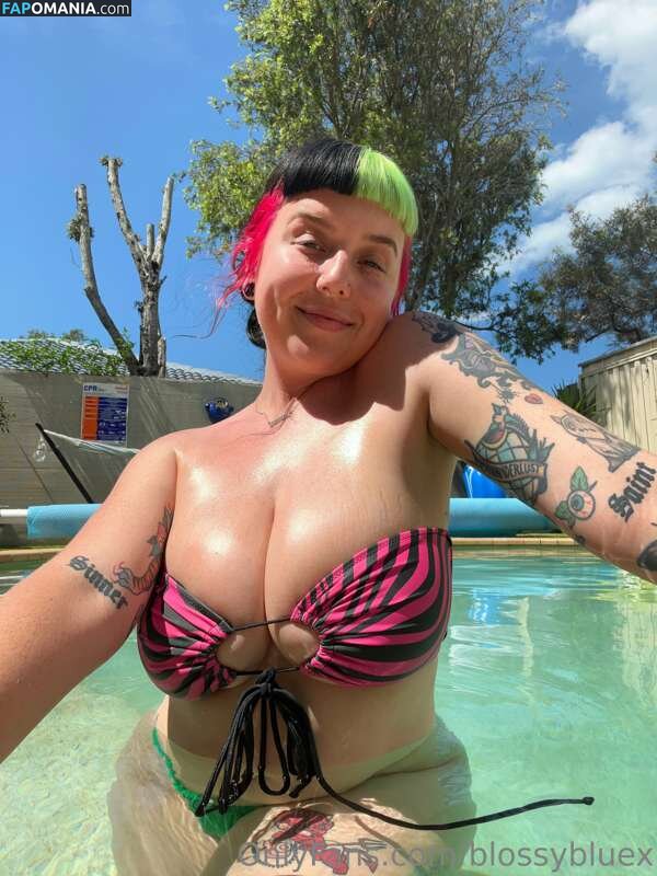 Blossy Blue Vip / blossybluex Обнажённый OnlyFans  Утёкшее фото #1