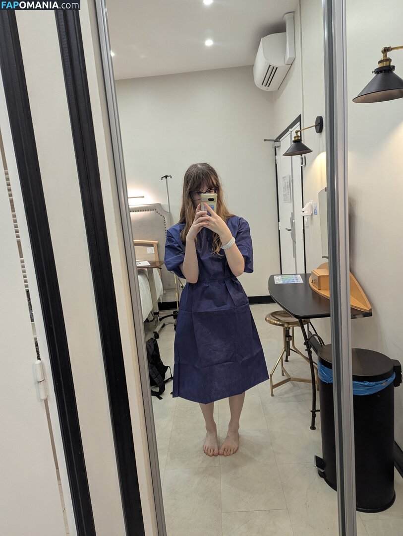 Boymoderology / Estrogenizedboy / applebees_verified / https: Обнажённый OnlyFans  Утёкшее фото #10