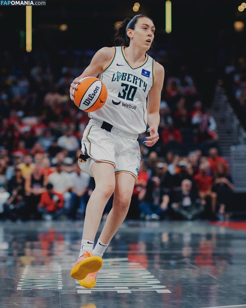 Breanna Stewart / WNBA Player / breannastewart30 Обнажённый OnlyFans  Утёкшее фото #3