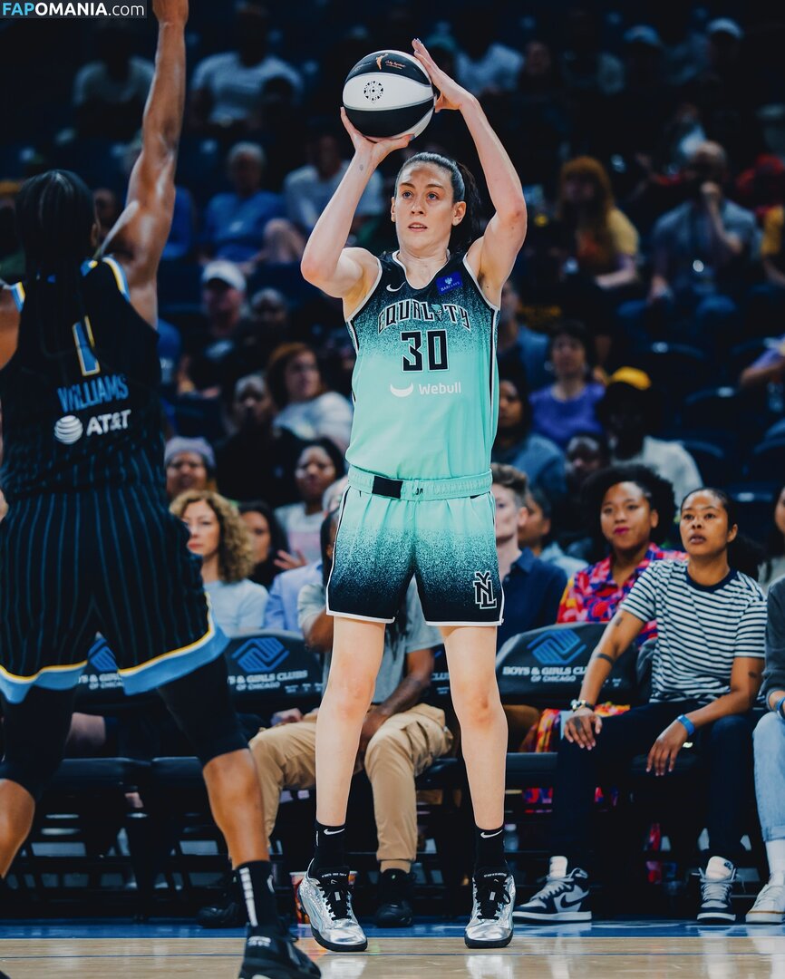 Breanna Stewart / WNBA Player / breannastewart30 Обнажённый OnlyFans  Утёкшее фото #5