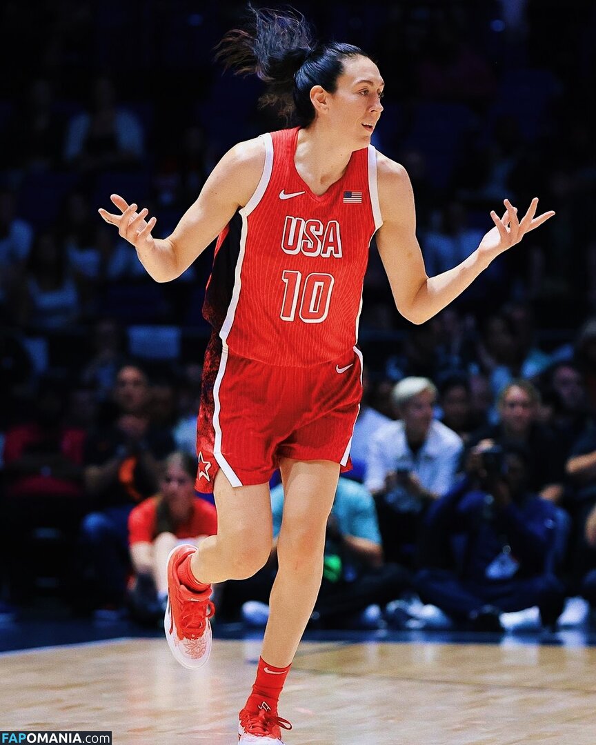 Breanna Stewart / WNBA Player / breannastewart30 Обнажённый OnlyFans  Утёкшее фото #10