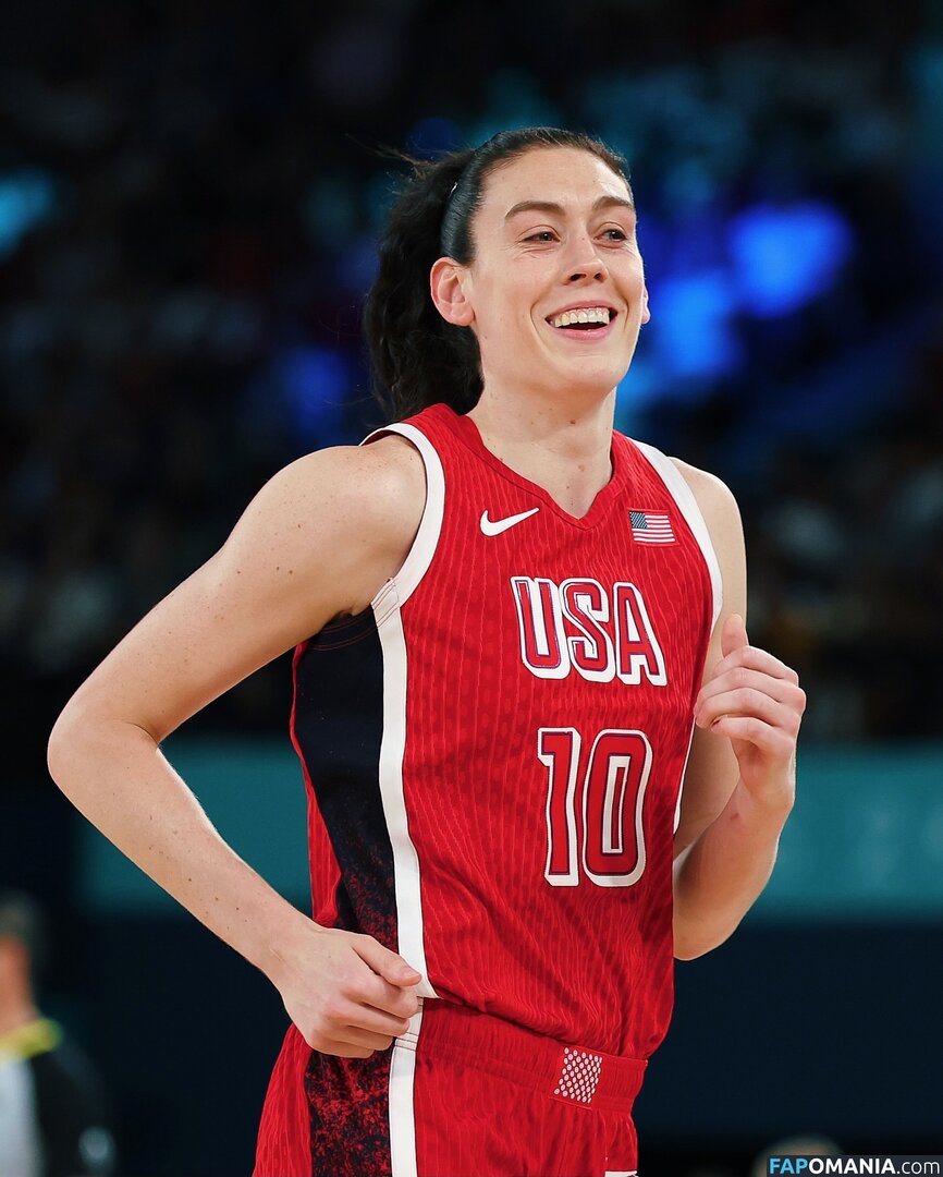 Breanna Stewart / WNBA Player / breannastewart30 Обнажённый OnlyFans  Утёкшее фото #12