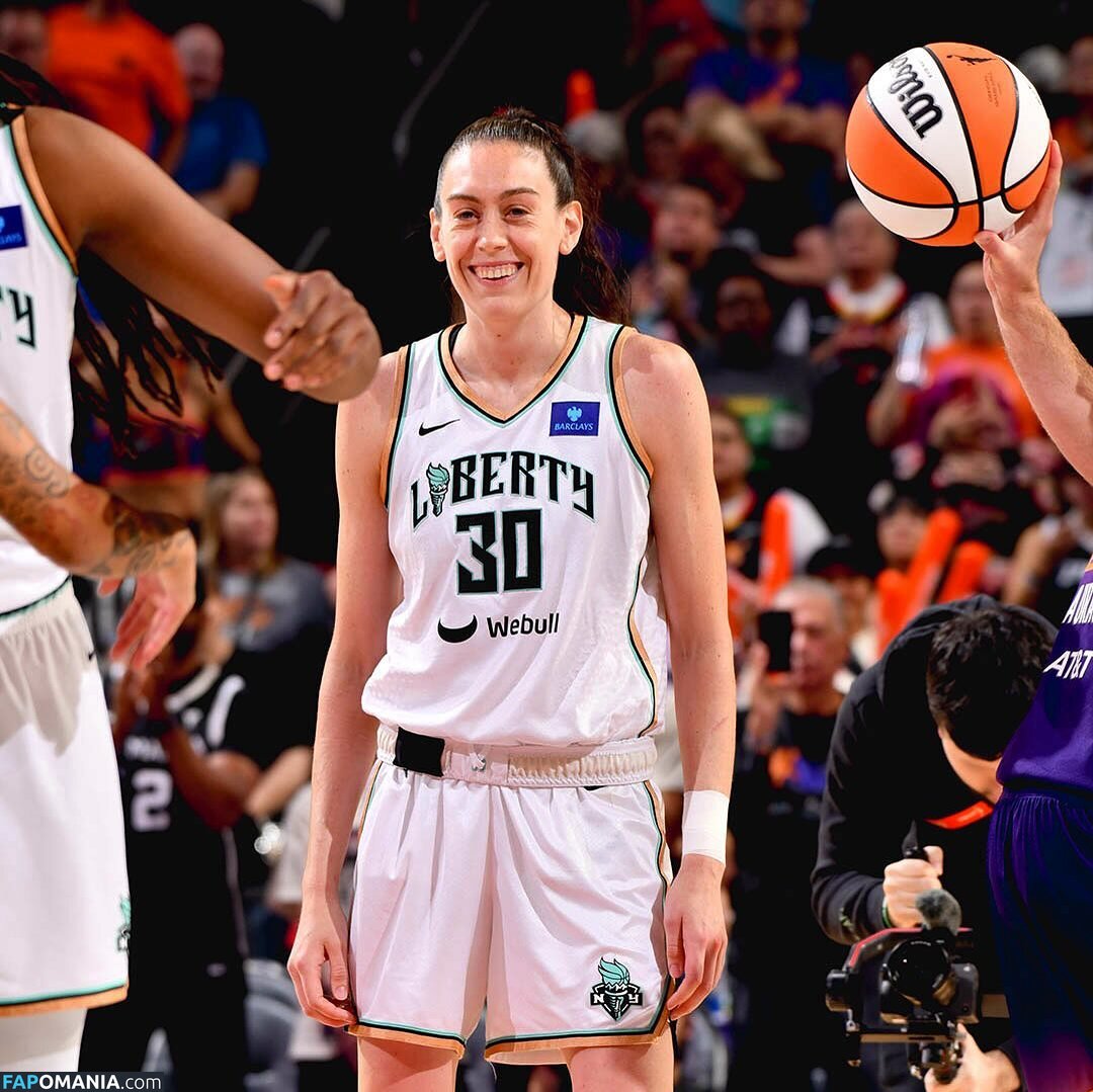 Breanna Stewart / WNBA Player / breannastewart30 Обнажённый OnlyFans  Утёкшее фото #19