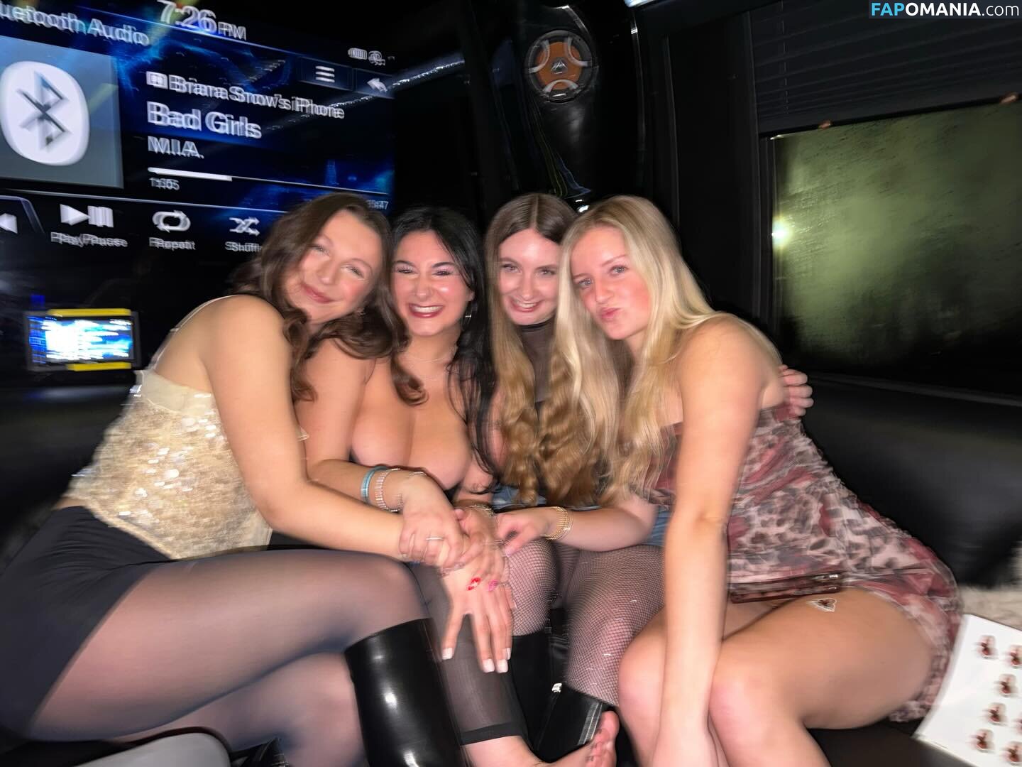 Bri Snow / Bri_Alexis_Snow / boobzilla123 / bri_snow Обнажённый OnlyFans  Утёкшее фото #58