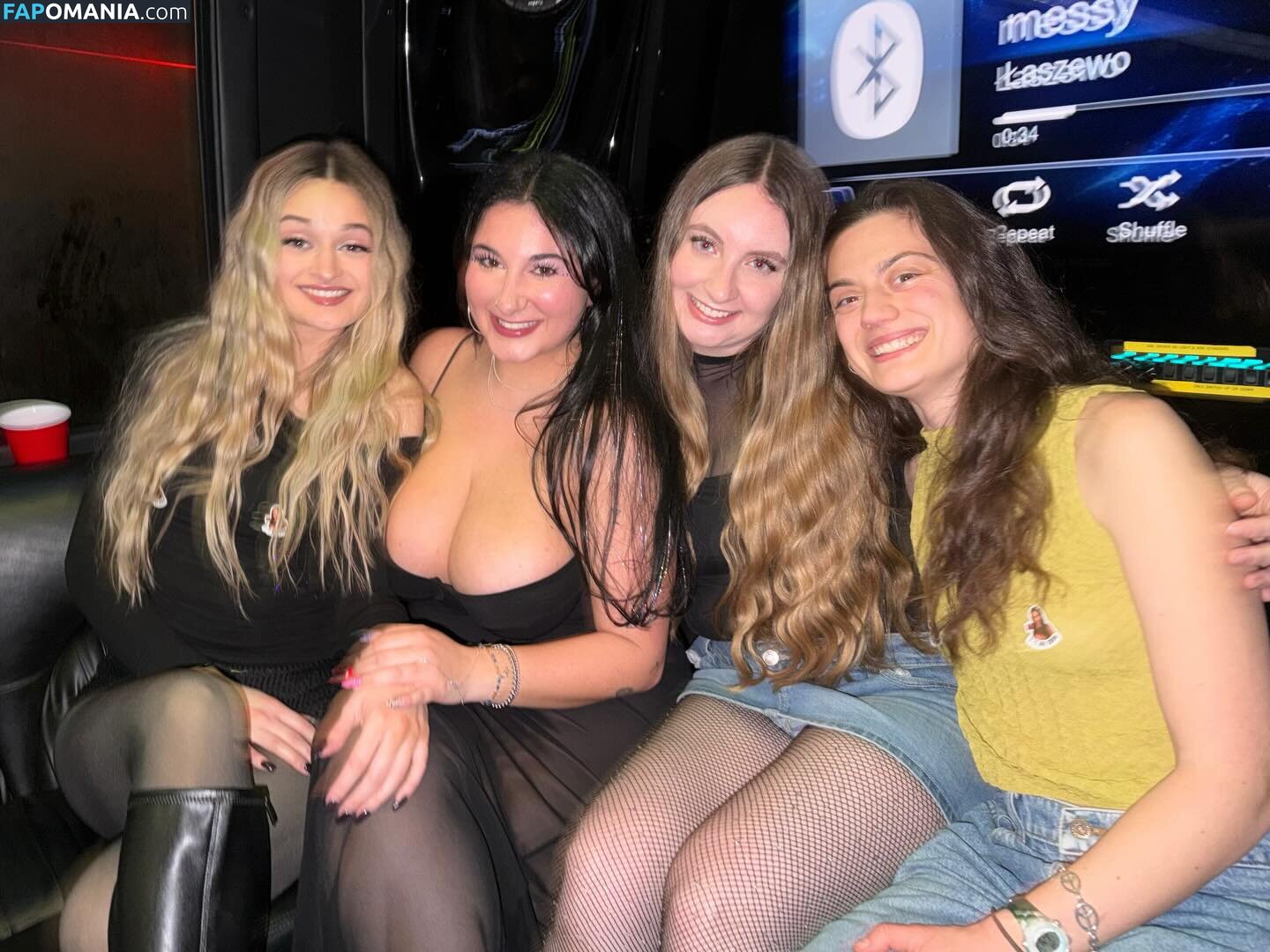 Bri Snow / Bri_Alexis_Snow / boobzilla123 / bri_snow Обнажённый OnlyFans  Утёкшее фото #60