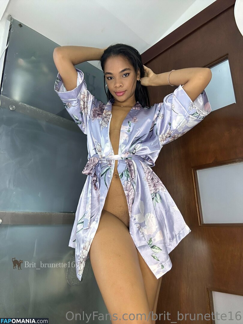 brit_brunette16 Обнажённый OnlyFans  Утёкшее фото #19